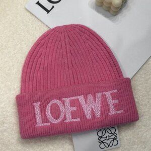LOEWE Wool Beanie Hat Unisex Pink Knit Winter Cap Logo Embroidered Warm Gift